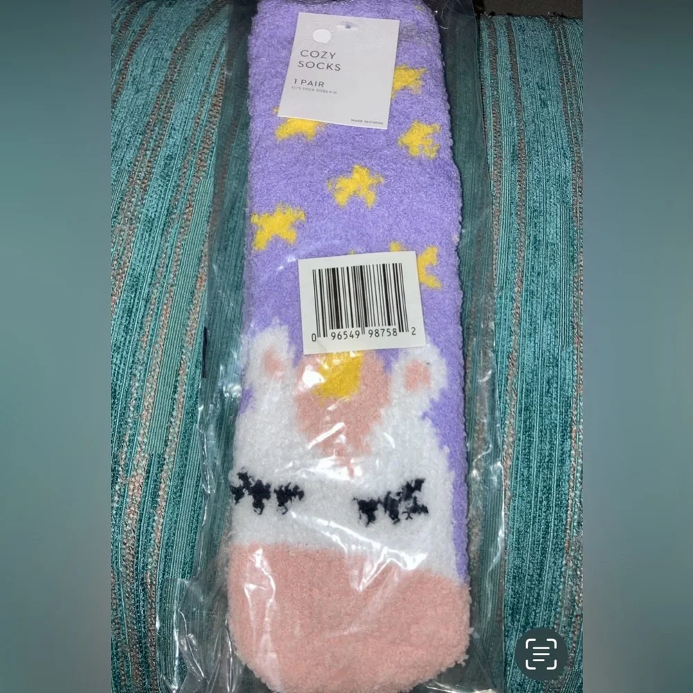 Women’s Cozy Crew Socks (3) Sz 9-11 Penguin Unicorn Stars Stripes Winter Novelty